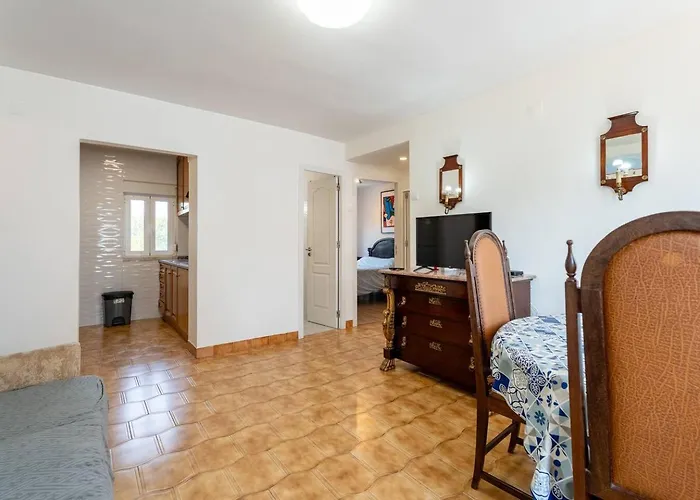 Olivais 2br - Metro & Airport By Perfect Getaway Apartman *