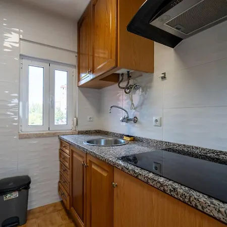 Lejlighed Olivais 2br - Metro & Airport By Perfect Getaway *